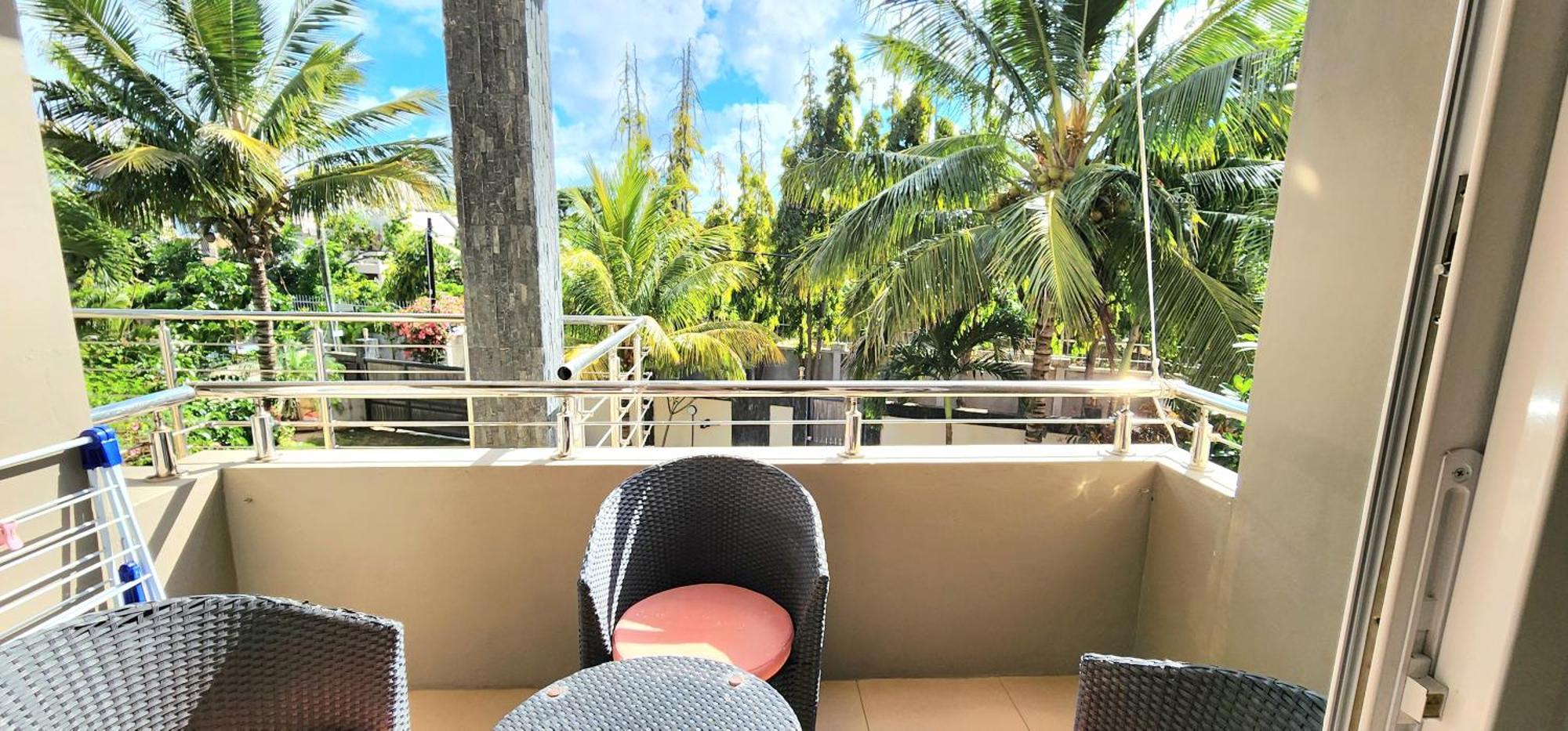 Number 7, 2Nd Floor, Pebble Bay Apartments With Garden View Grand-Baie Eksteriør billede